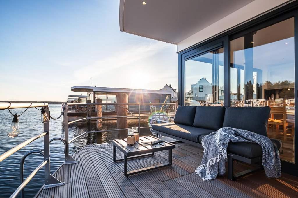 Floatinghouses Peenemuende Exterior photo